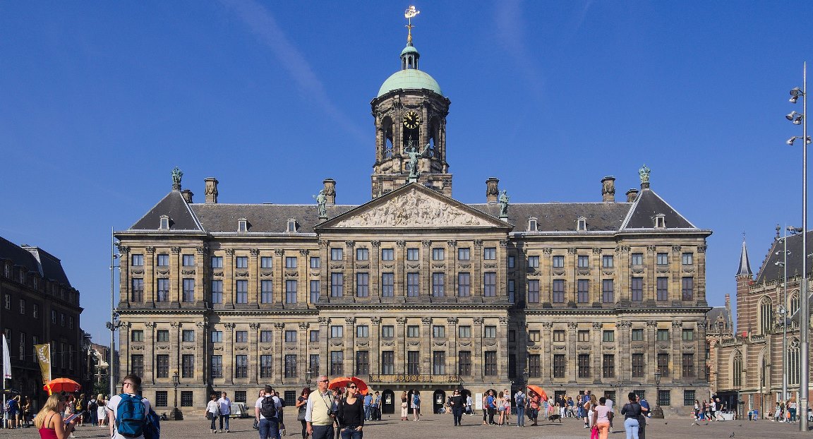 Amsterdam Royal Palace, by C messier - Own work, CC BY-SA 4.0