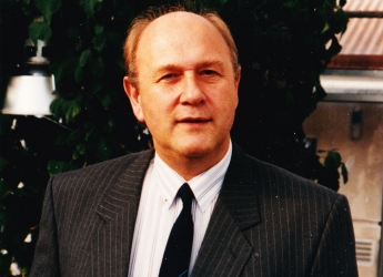 Photo of Professor John Hillman