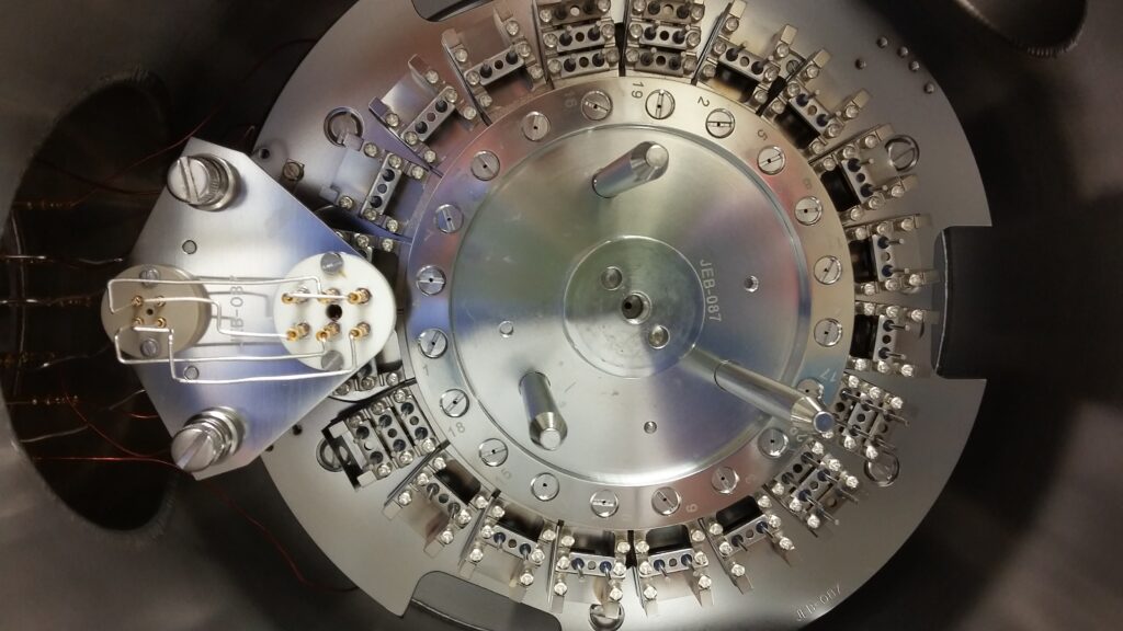 Thermal Ionisation Mass Spectrometer (TIMS)