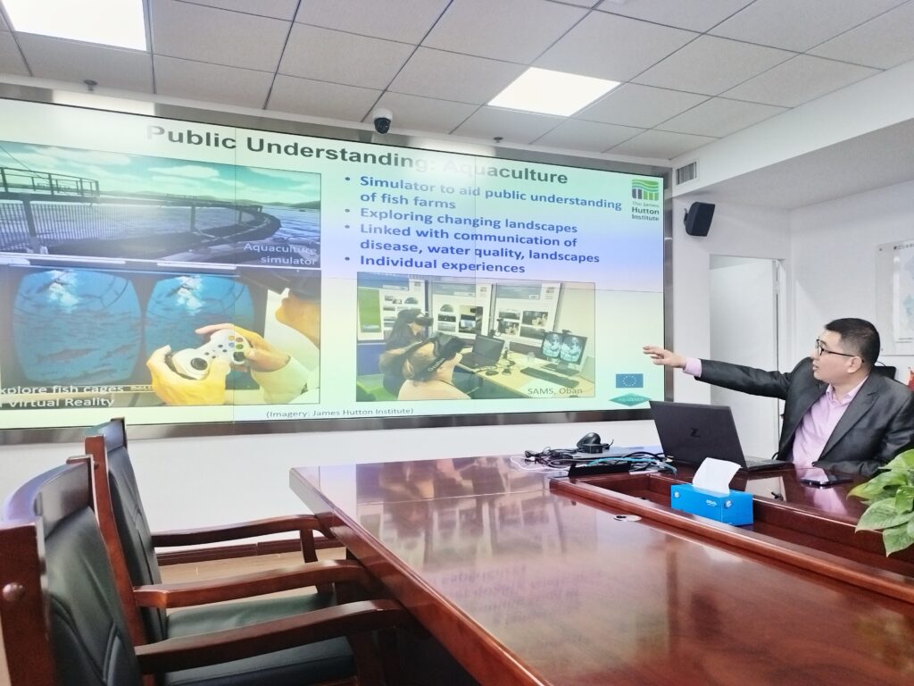 Dr Chen Wang delivering his presentation