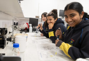 St Margaret’s School for Girls visit The James Hutton Institute as part of the Daffodil DNA Project