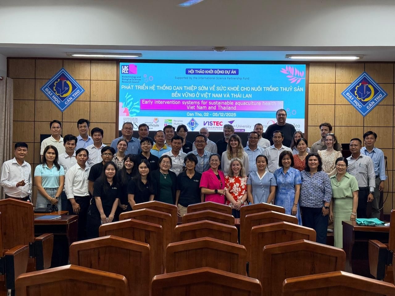 Hutton researchers visit shrimp aquaculture project workshop in Vietnam