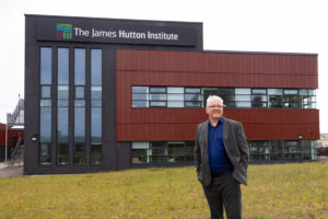 Once in a Lifetime – Jonathan Snape reflects on career ahead of retirement from The James Hutton Institute Scientific Services